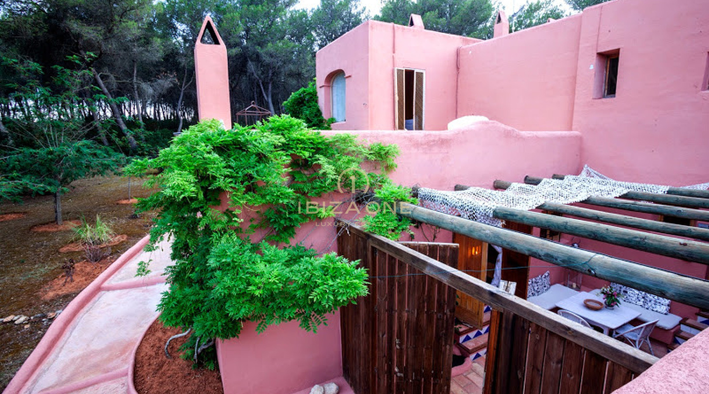 Familienfreundliche Luxusfinca bei Santa Gertrudis zu verkaufen, Ibiza - Familienfreundliche Luxusfinca bei Santa Gertrudis zu vermieten, Ibiza