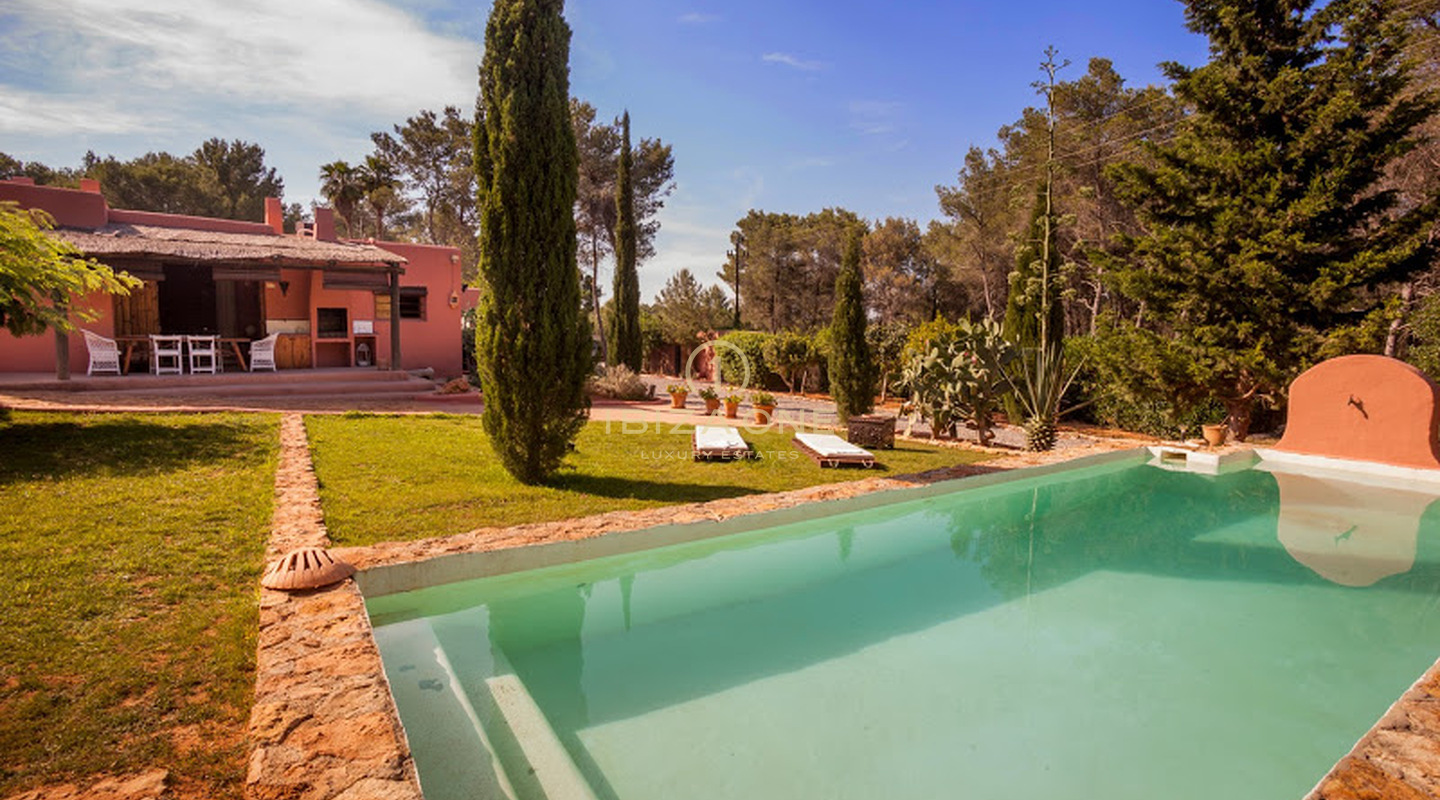 Familienfreundliche Luxusfinca bei Santa Gertrudis zu verkaufen, Ibiza - Familienfreundliche Luxusfinca bei Santa Gertrudis zu vermieten, Ibiza
