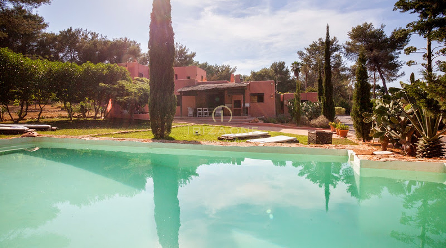 Familienfreundliche Luxusfinca bei Santa Gertrudis zu verkaufen, Ibiza - Familienfreundliche Luxusfinca bei Santa Gertrudis zu vermieten, Ibiza