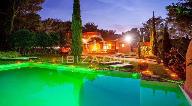 Luxe finca voor het hele gezin te koop in de buurt van Santa Gertrudis, Ibiza - Luxe finca voor het hele gezin te huur in de buurt van Santa Gertrudis, Ibiza