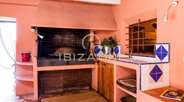 Finca de luxe familiale à vendre près de Santa Gertrudis, Ibiza - Finca de luxe familiale à louer près de Santa Gertrudis, Ibiza