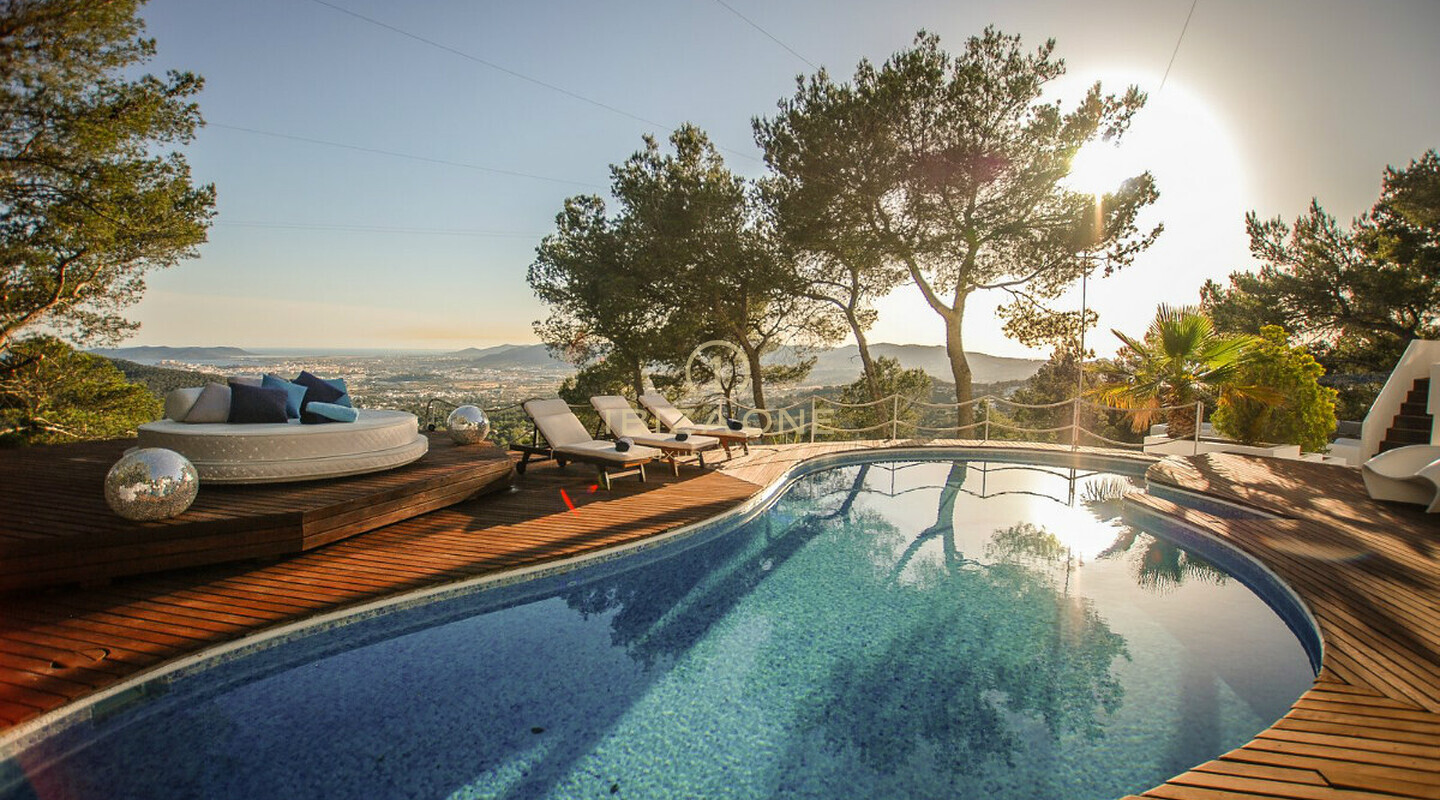 Luxusvilla auf Ibiza in Can Furnet mit atemberaubendem Blick auf das Meer, Ibiza-Stadt und Formentera zu verkaufen, Ibiza - Luxusvilla auf Ibiza in Can Furnet mit atemberaubendem Blick auf das Meer, Ibiza-Stadt und Formentera zu vermieten, Ibiza