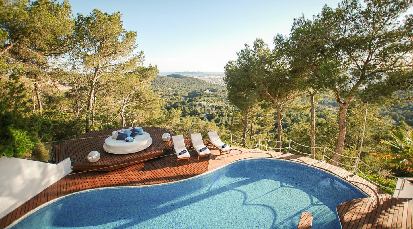 Luxe villa op Ibiza in Can Furnet met adembenemend uitzicht op zee, Ibiza-stad en Formentera te koop, Ibiza - Luxe villa op Ibiza in Can Furnet met adembenemend uitzicht op zee, Ibiza-stad en Formentera te huur, Ibiza