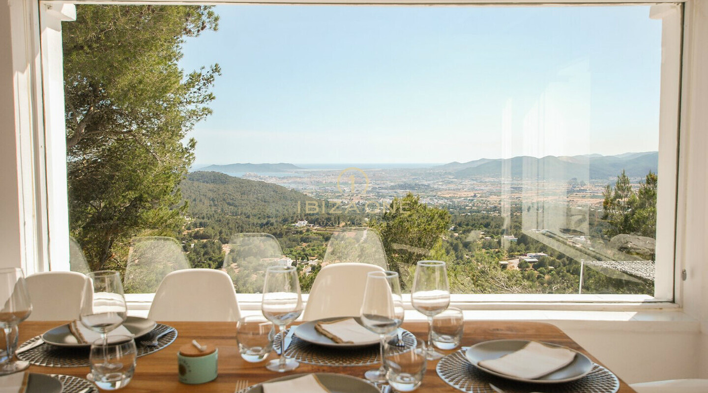 Villa de lujo en Ibiza en Can Furnet con impresionantes vistas al mar, Ibiza ciudad y Formentera en venta, Ibiza - Villa de lujo en Ibiza en Can Furnet con impresionantes vistas al mar, Ibiza ciudad y Formentera en alquiler, Ibiza