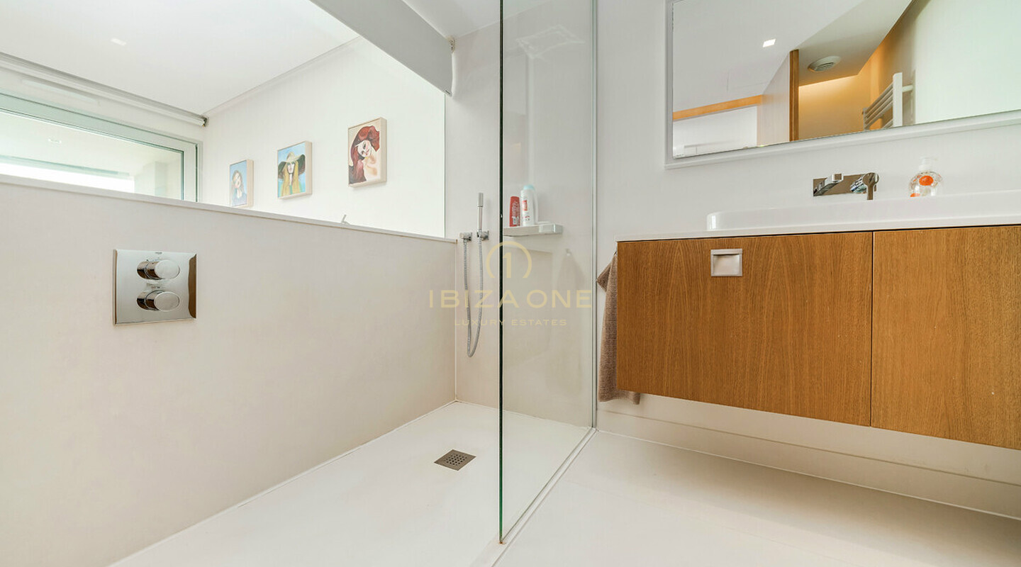 Luxe appartement aan zee met toegang tot de zee te koop, Ibiza - Luxe appartement aan zee met toegang tot de zee te huur, Ibiza
