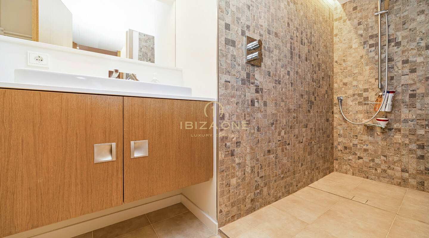Appartamento di lusso in prima linea sul mare con accesso al mare in vendita, Ibiza - Appartamento di lusso in prima linea sul mare con accesso al mare in affitto, Ibiza