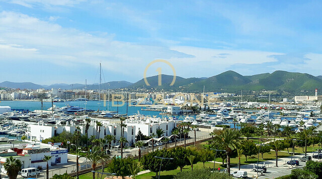 Luxus-Apartment/Penthouse auf Ibiza mit Blick auf Ibiza, das Meer, die Häfen in Richtung Formentera zu verkaufen, Ibiza - Luxus-Apartment/Penthouse auf Ibiza mit Blick auf Ibiza, das Meer, die Häfen in Richtung Formentera zu vermieten, Ibiza