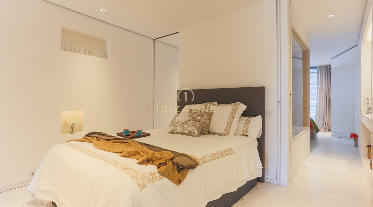 Modernes Luxusapartment auf Ibiza am Paseo Maritimo in Las Boas zu verkaufen