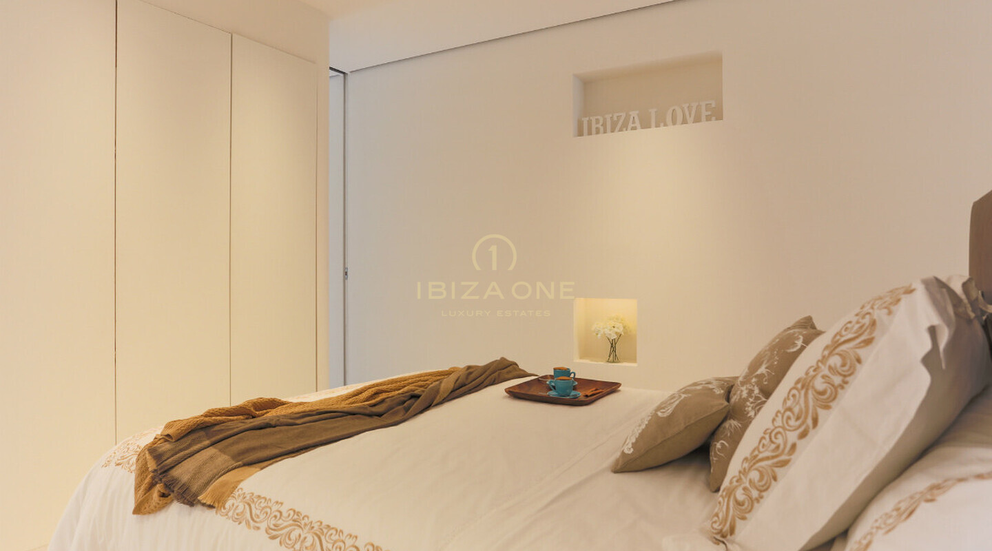 Modernes Luxusapartment auf Ibiza am Paseo Maritimo in Las Boas zu verkaufen