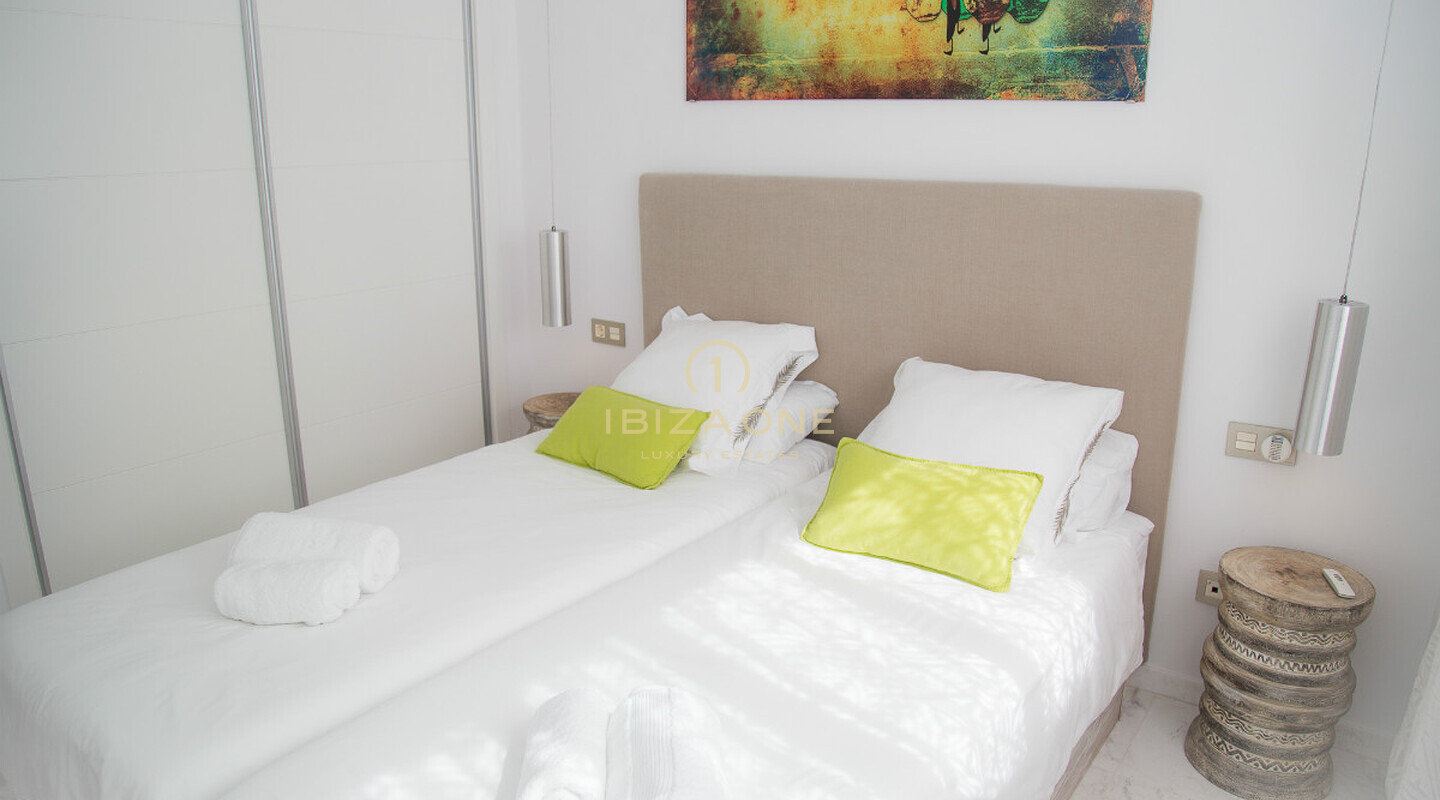 Royal Beach: Attico in prima linea sul mare a Ibiza con jacuzzi a Playa d'en Bossa in affitto, Ibiza - Royal Beach: Attico in prima linea sul mare a Ibiza con jacuzzi a Playa d'en Bossa in vendita, Ibiza