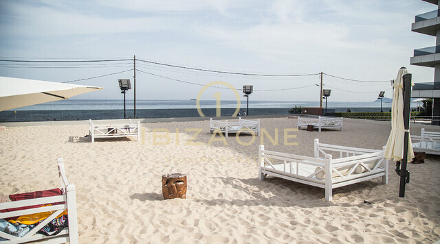 Royal Beach: First sea line penthouse in Ibiza with jacuzzi at Playa d'en Bossa for rent, Ibiza - Royal Beach: First sea line penthouse in Ibiza with jacuzzi at Playa d'en Bossa for sale, Ibiza