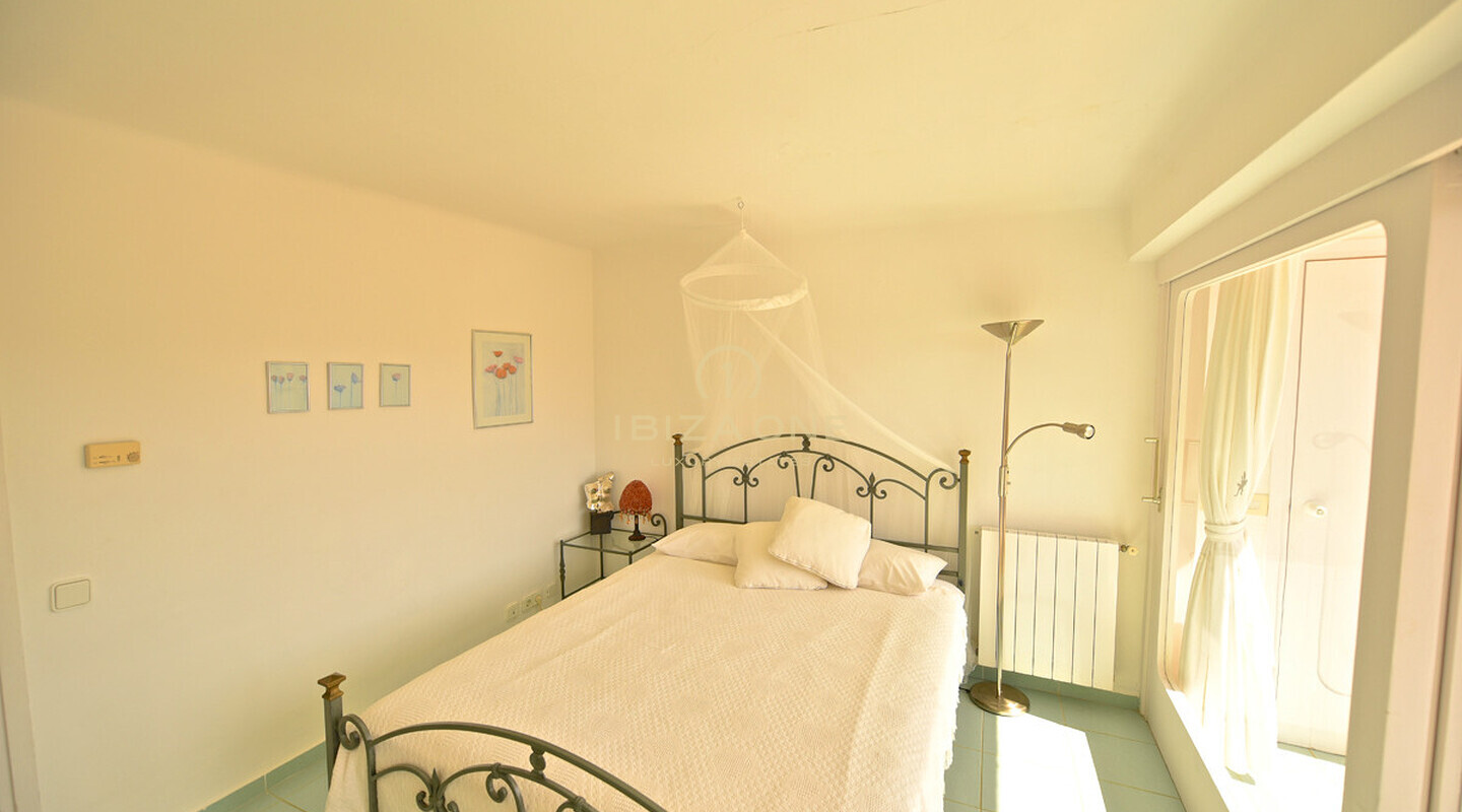 Mediterranean villa in Ibiza with guest house close to the luxury harbors and D'alt Vila for sale, Ibiza - Mediterranean villa in Ibiza with guest house close to the luxury harbors and D'alt Vila for rent, Ibiza