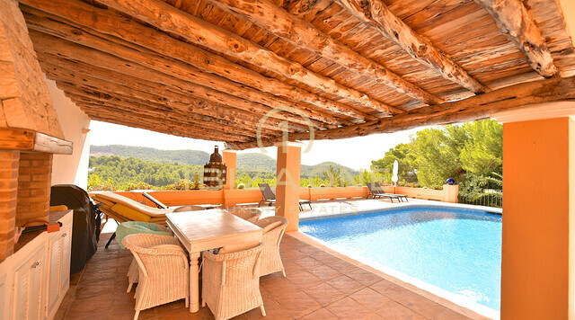 Mediterrane Villa auf Ibiza mit Gästehaus in der Nähe der Luxushäfen und D'alt Vila zu verkaufen, Ibiza - Mediterrane Villa auf Ibiza mit Gästehaus in der Nähe der Luxushäfen und D'alt Vila zu vermieten, Ibiza