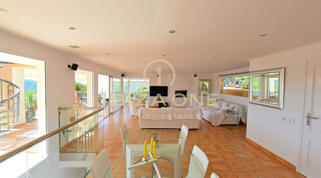 Mediterranean villa in Ibiza with guest house close to the luxury harbors and D'alt Vila for sale, Ibiza - Mediterranean villa in Ibiza with guest house close to the luxury harbors and D'alt Vila for rent, Ibiza
