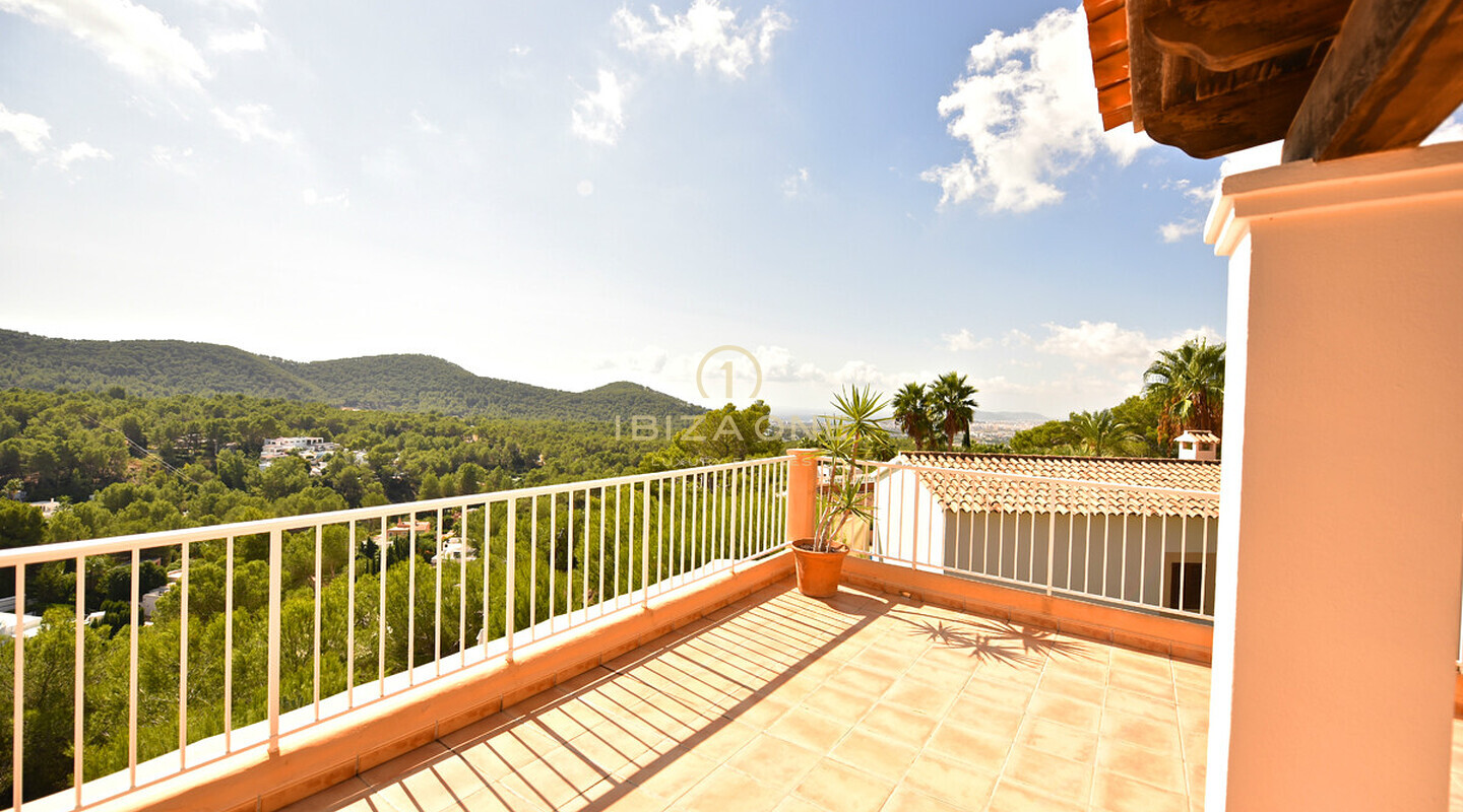 Mediterranean villa in Ibiza with guest house close to the luxury harbors and D'alt Vila for sale, Ibiza - Mediterranean villa in Ibiza with guest house close to the luxury harbors and D'alt Vila for rent, Ibiza