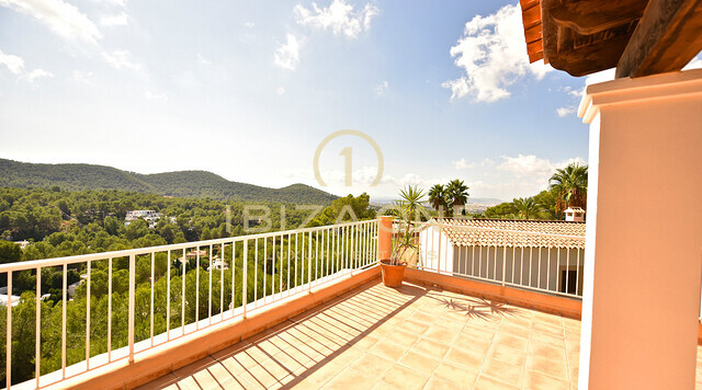 Villa mediterranea a Ibiza con dependance vicino ai porti di lusso e a D'alt Vila in vendita, Ibiza - Villa mediterranea a Ibiza con dependance vicino ai porti di lusso e a D'alt Vila in affitto, Ibiza