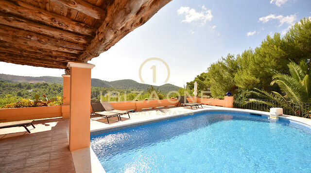 Mediterranean villa in Ibiza with guest house close to the luxury harbors and D'alt Vila for sale, Ibiza - Mediterranean villa in Ibiza with guest house close to the luxury harbors and D'alt Vila for rent, Ibiza