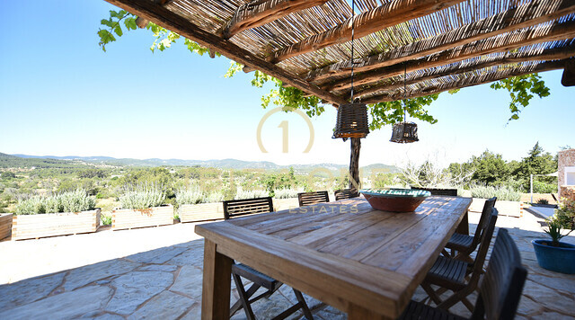 300 Jahre alte Finca auf Ibiza bei Sant Joan zu verkaufen, Ibiza - 300 Jahre alte Finca auf Ibiza bei Sant Joan zu vermieten, Ibiza