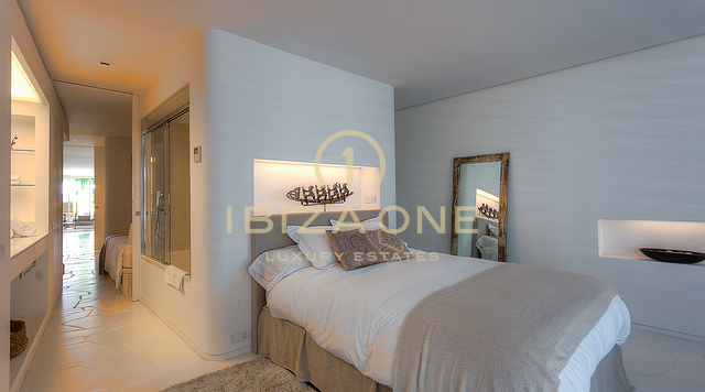 Modern luxury 2 bedroom apartment Ibiza on Paseo Maritimo in Las Boas for sale, Ibiza - Modern luxury 2 bedroom apartment Ibiza on Paseo Maritimo in Las Boas for rent, Ibiza