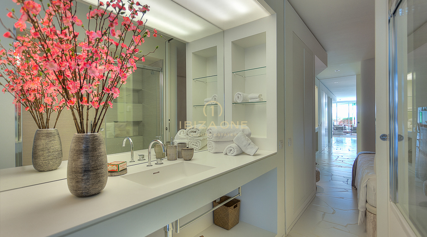 Modern luxury 2 bedroom apartment Ibiza on Paseo Maritimo in Las Boas for sale, Ibiza - Modern luxury 2 bedroom apartment Ibiza on Paseo Maritimo in Las Boas for rent, Ibiza