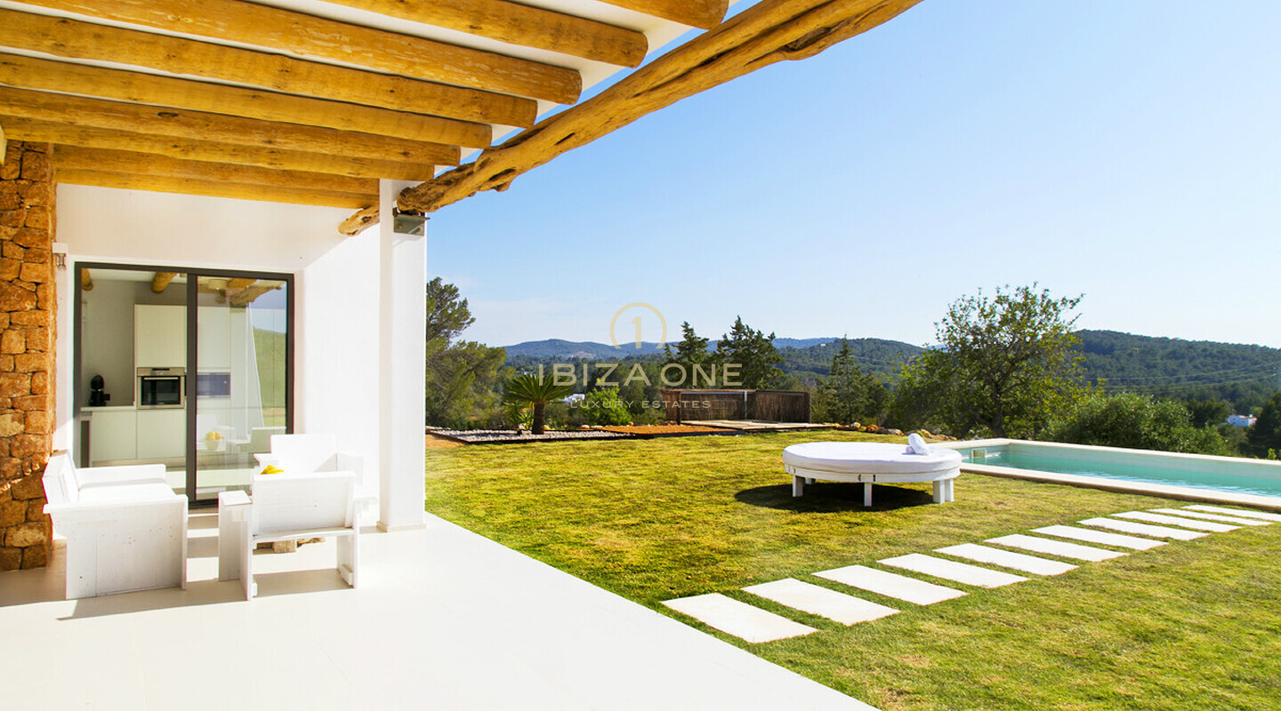 Finca di lusso moderna a Ibiza vicino a Santa Gertrudis in affitto, Ibiza