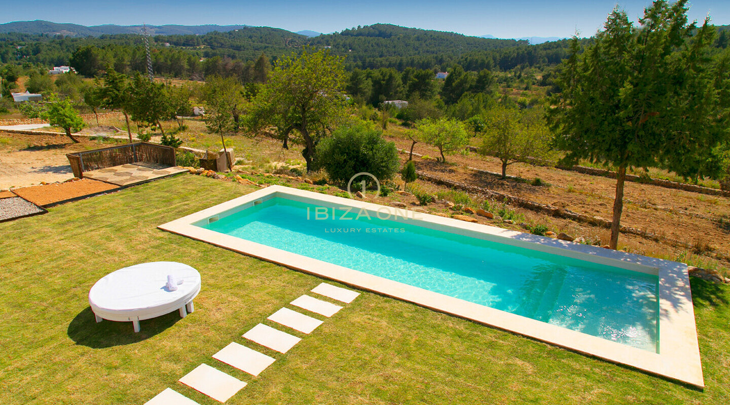 Moderna finca de lujo en Ibiza cerca de Santa Gertrudis en alquiler, Ibiza
