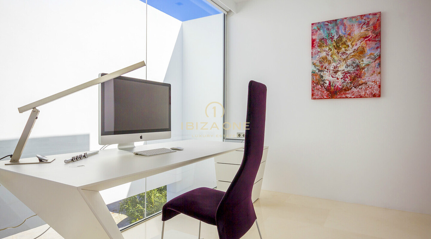 Propriété de luxe en première ligne avec accès direct à la mer à vendre, Ibiza - Propriété de luxe en première ligne avec accès direct à la mer à louer, Ibiza