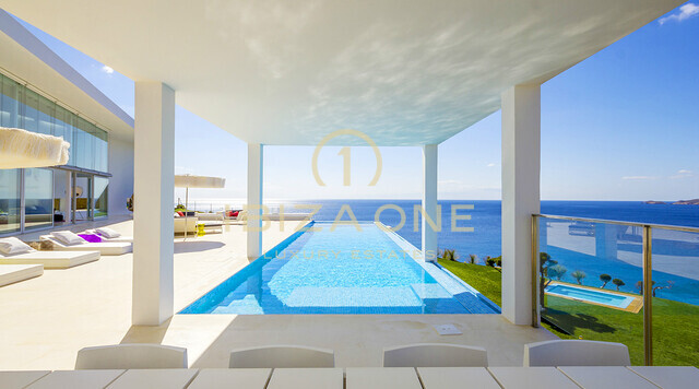 Propriété de luxe en première ligne avec accès direct à la mer à vendre, Ibiza - Propriété de luxe en première ligne avec accès direct à la mer à louer, Ibiza
