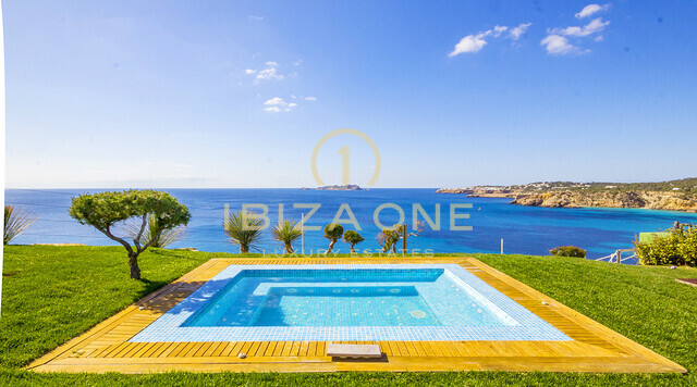 Propiedad de lujo en primera línea con acceso directo al mar en venta, Ibiza - Propiedad de lujo en primera línea con acceso directo al mar en alquiler, Ibiza