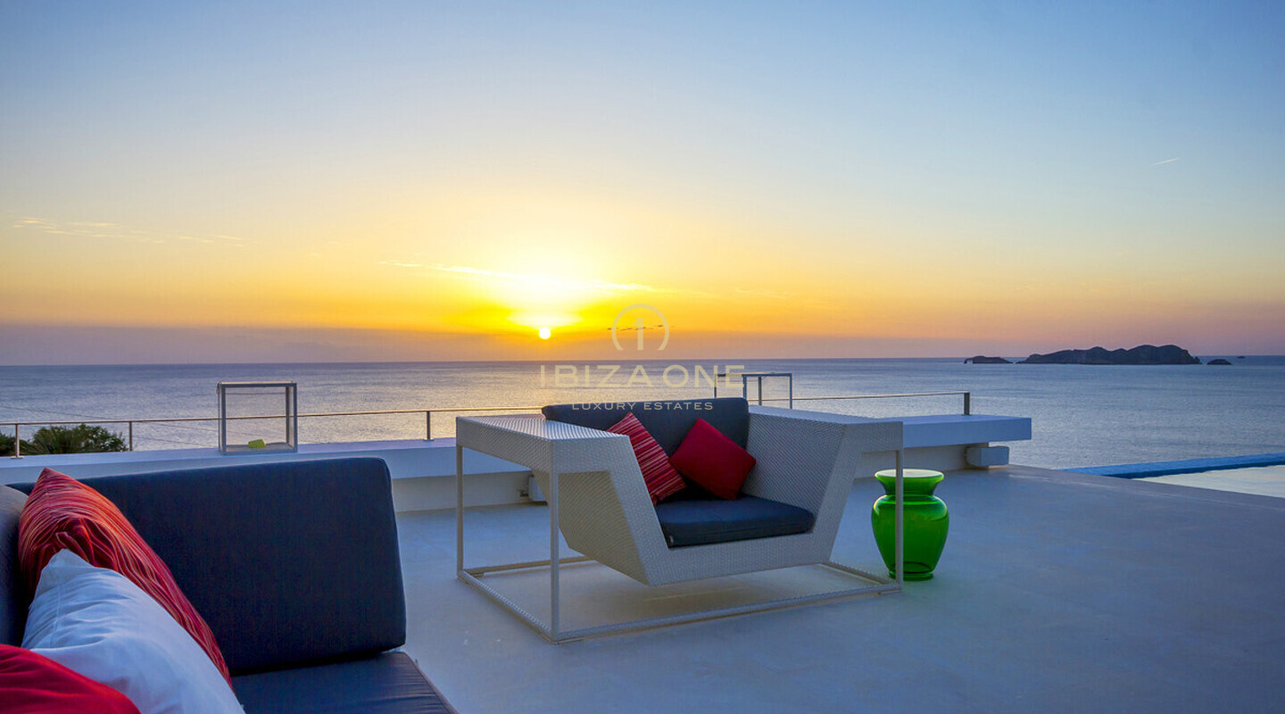 Proprietà di lusso in prima linea con accesso diretto al mare in vendita, Ibiza - Proprietà di lusso in prima linea con accesso diretto al mare in affitto, Ibiza