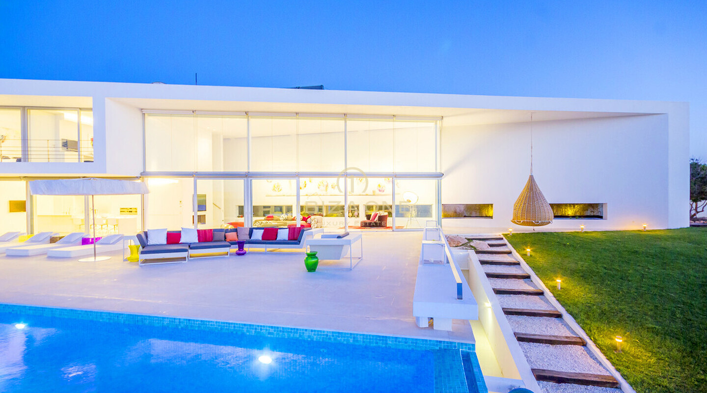 Proprietà di lusso in prima linea con accesso diretto al mare in vendita, Ibiza - Proprietà di lusso in prima linea con accesso diretto al mare in affitto, Ibiza