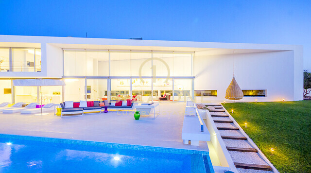Luxe woning op de eerste lijn met directe toegang tot de zee te koop, Ibiza - Luxe woning op de eerste lijn met directe toegang tot de zee te huur, Ibiza