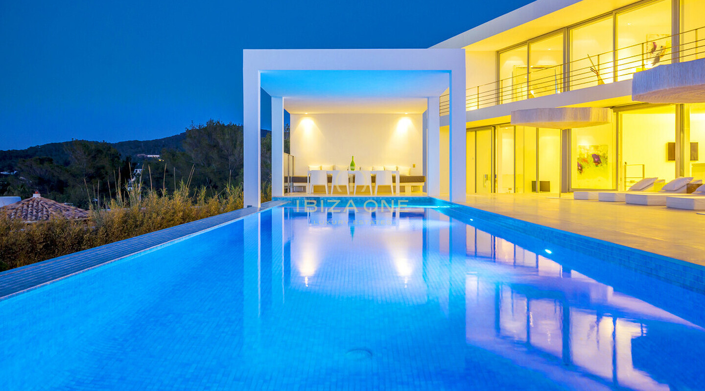 Proprietà di lusso in prima linea con accesso diretto al mare in vendita, Ibiza - Proprietà di lusso in prima linea con accesso diretto al mare in affitto, Ibiza
