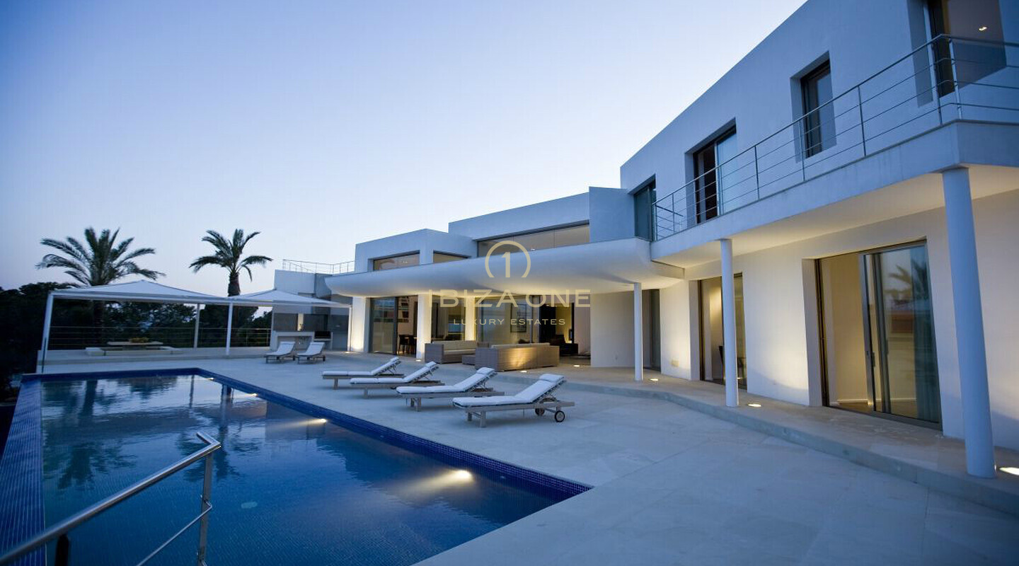 Sehr moderne 6 Schlafzimmer Luxusvilla auf Ibiza mit Meerblick in Es Cubells / Vista Alegre zu verkaufen, Ibiza - Sehr moderne 6 Schlafzimmer Luxusvilla auf Ibiza mit Meerblick in Es Cubells / Vista Alegre zu vermieten, Ibiza