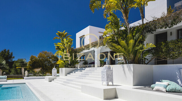 Fantastische luxe villa op Ibiza met gastenverblijf en uitzicht op zee naar Formentera te huur, Ibiza