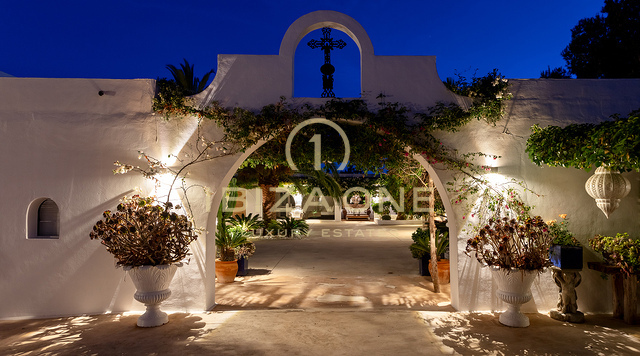 Fantastica villa di lusso a Ibiza con guest house e vista mare a Formentera in affitto, Ibiza