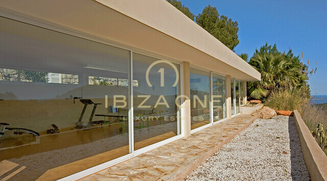 Propriété de luxe à Ibiza avec vue sur la mer - très proche des ports de luxe d'Ibiza à vendre, Ibiza - Propriété de luxe à Ibiza avec vue sur la mer - très proche des ports de luxe d'Ibiza à louer, Ibiza