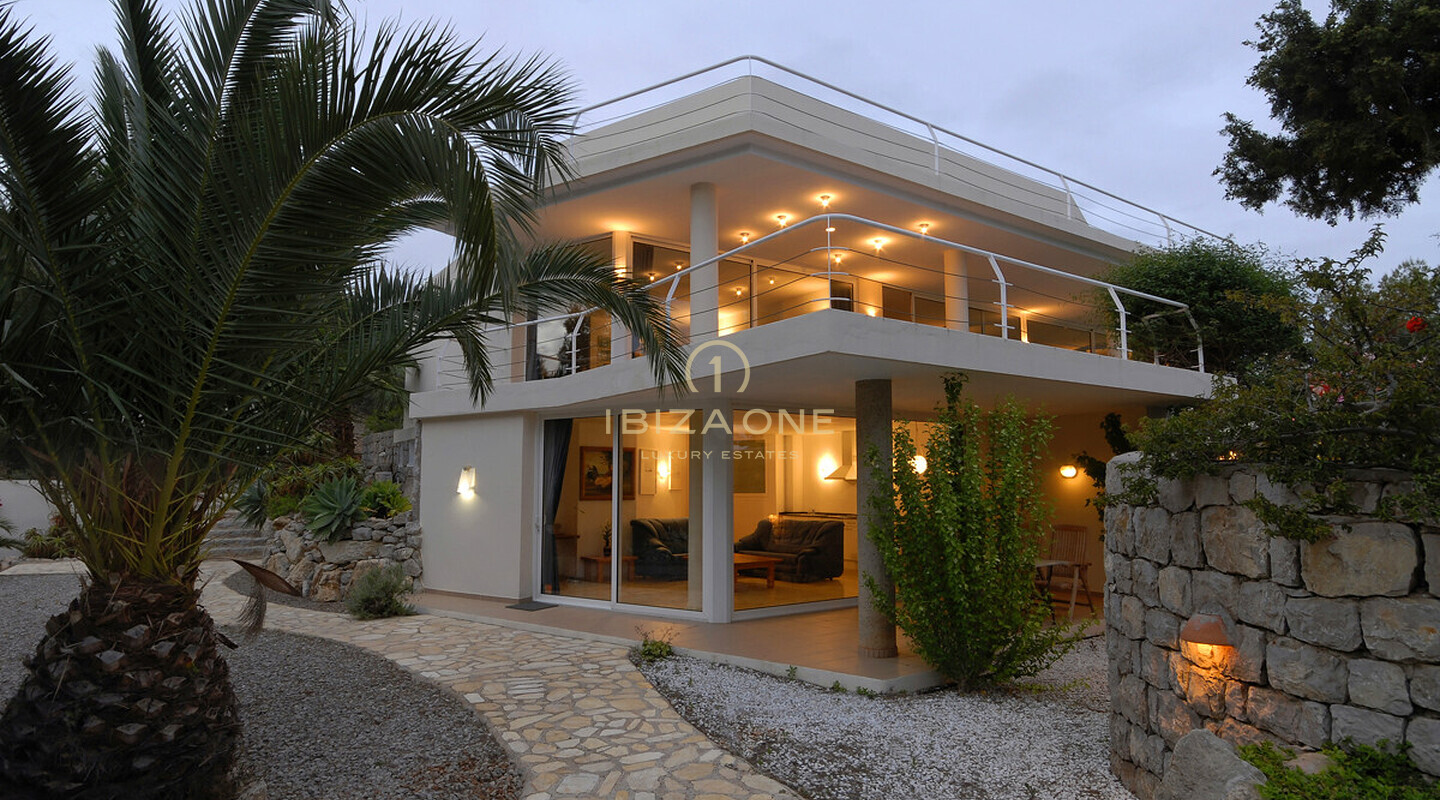 Propriété de luxe à Ibiza avec vue sur la mer - très proche des ports de luxe d'Ibiza à vendre, Ibiza - Propriété de luxe à Ibiza avec vue sur la mer - très proche des ports de luxe d'Ibiza à louer, Ibiza