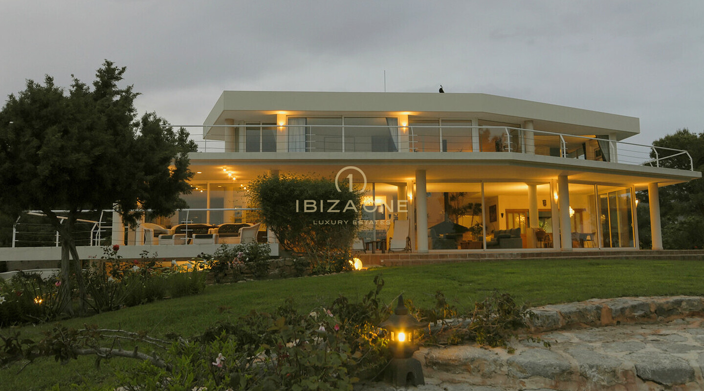 Luxury property in Ibiza with sea views - very close to the luxury harbors of Ibiza for sale, Ibiza - Luxury property in Ibiza with sea views - very close to the luxury harbors of Ibiza for rent, Ibiza
