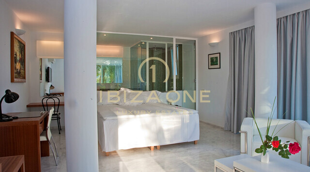 Propiedad de lujo en Ibiza con vistas al mar - muy cerca de los puertos de lujo de Ibiza en venta, Ibiza - Propiedad de lujo en Ibiza con vistas al mar - muy cerca de los puertos de lujo de Ibiza en alquiler, Ibiza