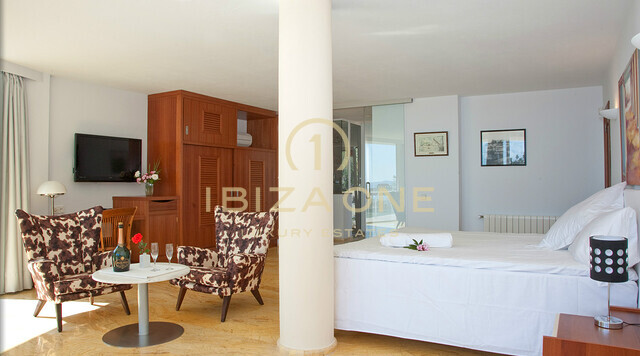 Propriété de luxe à Ibiza avec vue sur la mer - très proche des ports de luxe d'Ibiza à vendre, Ibiza - Propriété de luxe à Ibiza avec vue sur la mer - très proche des ports de luxe d'Ibiza à louer, Ibiza