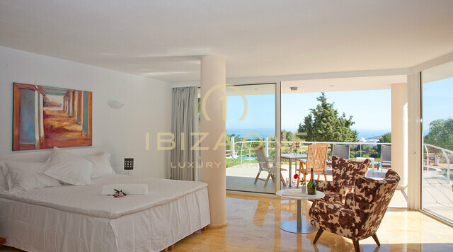 Luxury property in Ibiza with sea views - very close to the luxury harbors of Ibiza for sale, Ibiza - Luxury property in Ibiza with sea views - very close to the luxury harbors of Ibiza for rent, Ibiza
