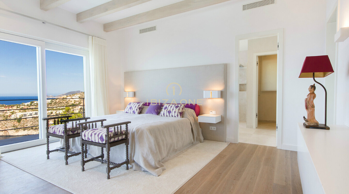 Lujosa villa con vistas al mar en venta en Mallorca - Lujosa villa con vistas al mar en alquiler en Mallorca
