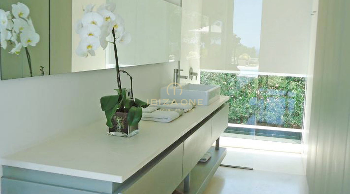 Luxuriöse und spektakuläre Designervilla auf Ibiza mit Meerblick zu verkaufen, Ibiza - Luxuriöse und spektakuläre Designervilla auf Ibiza mit Meerblick zu vermieten, Ibiza