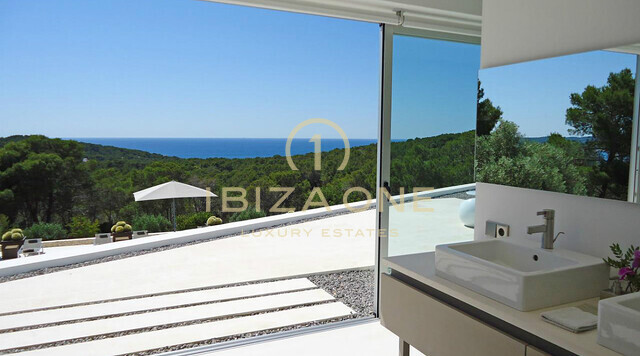 Luxuriöse und spektakuläre Designervilla auf Ibiza mit Meerblick zu verkaufen, Ibiza - Luxuriöse und spektakuläre Designervilla auf Ibiza mit Meerblick zu vermieten, Ibiza