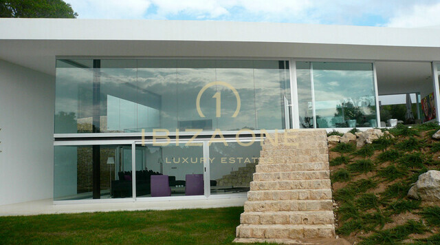 Luxuriöse und spektakuläre Designervilla auf Ibiza mit Meerblick zu verkaufen, Ibiza - Luxuriöse und spektakuläre Designervilla auf Ibiza mit Meerblick zu vermieten, Ibiza