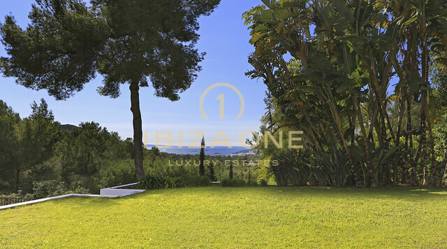 Blakstad Luxe Finca op Ibiza / Can Furnet met uitzicht op Ibiza-stad en de zee te huur, Ibiza