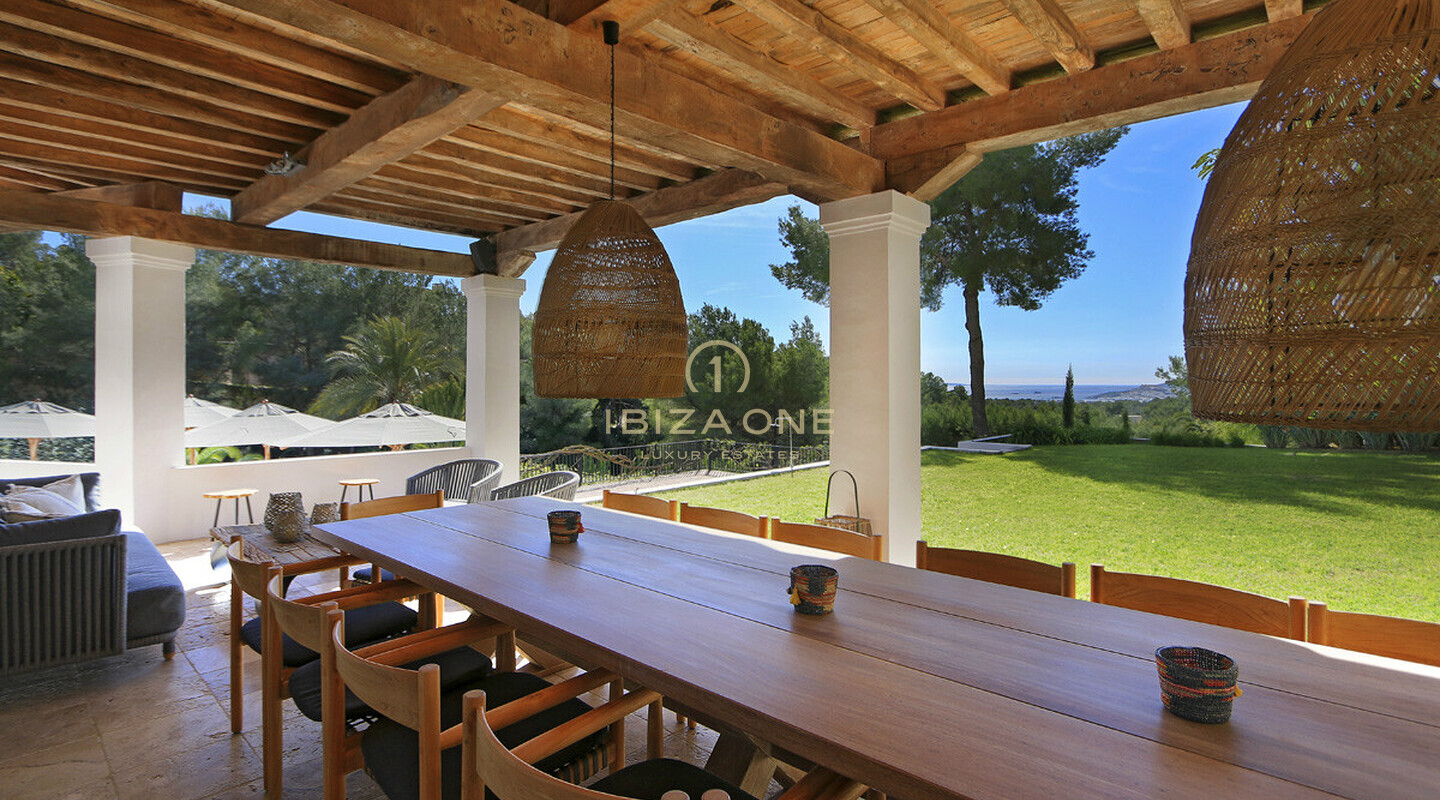 Finca de lujo Blakstad en Ibiza / Can Furnet con vistas a la ciudad de Ibiza y al mar en alquiler, Ibiza
