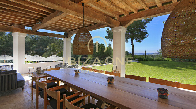 Finca de lujo Blakstad en Ibiza / Can Furnet con vistas a la ciudad de Ibiza y al mar en alquiler, Ibiza