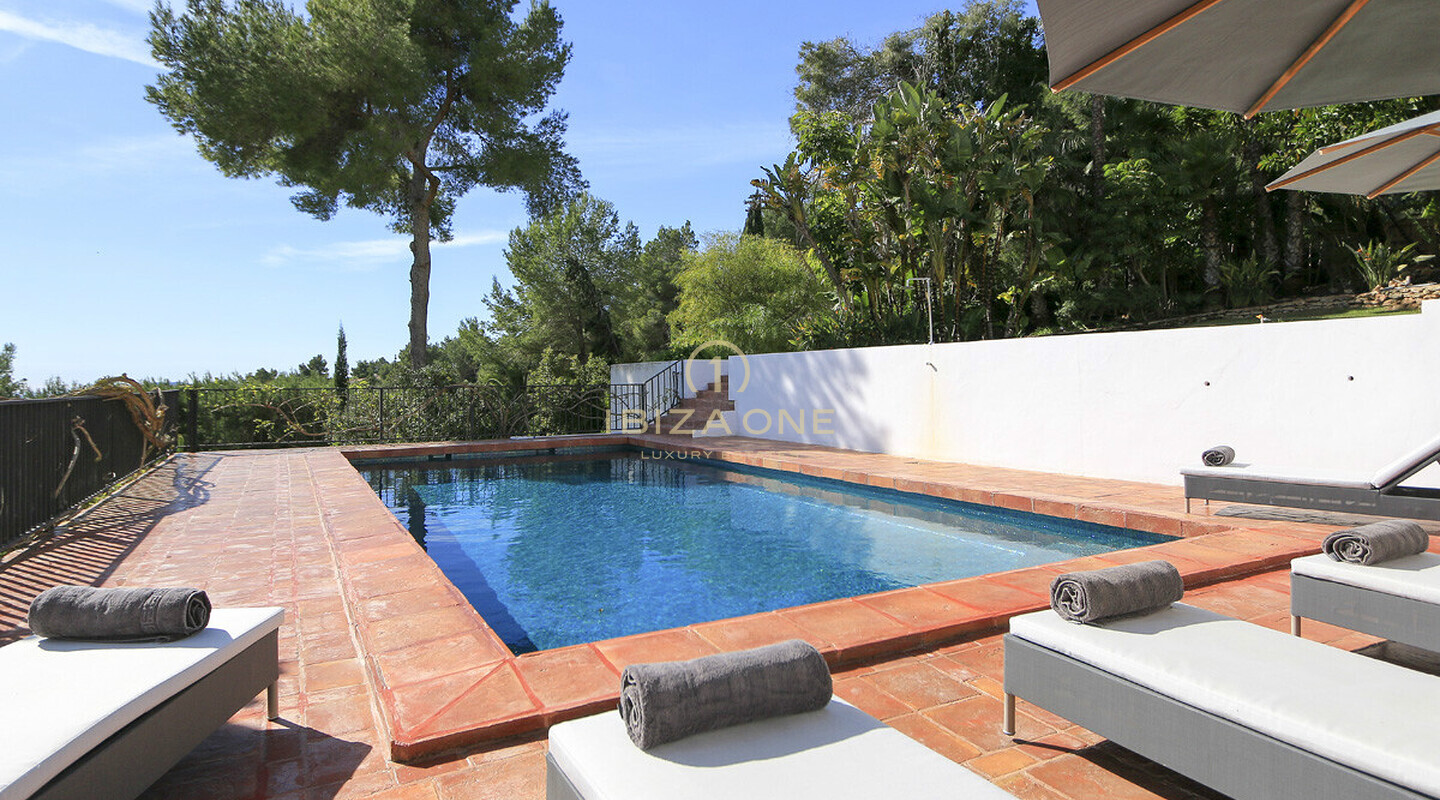 Blakstad Luxusfinca auf Ibiza / Can Furnet mit Blick auf Ibiza-Stadt und das Meer zu vermieten, Ibiza